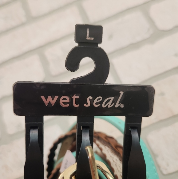 Wet Seal Womens Mid Waist Multiple Belts Size L - Picture 5 of 8